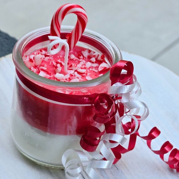 Handmade Candle ✦ Candy Cane & Christmas Tree ✦ Soy Wax in Recycled Yogurt Jar - Picture 4 of 6
